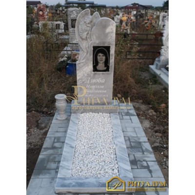 Резной памятник 21 — ritualum.ru